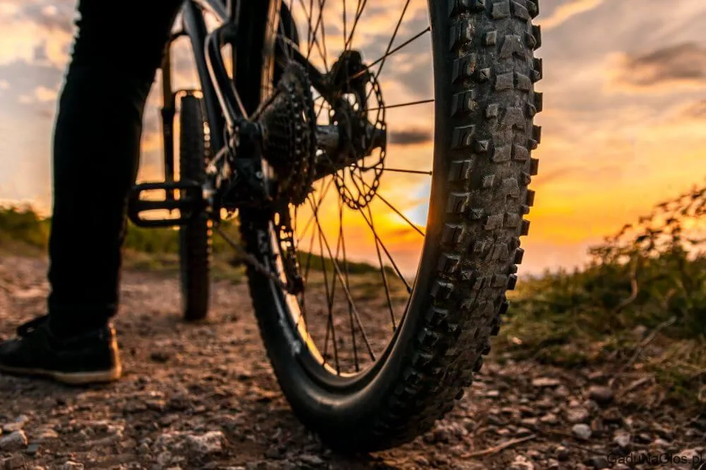 Ile trzeba jeździć rowerem, żeby schudnąć 5 kg?